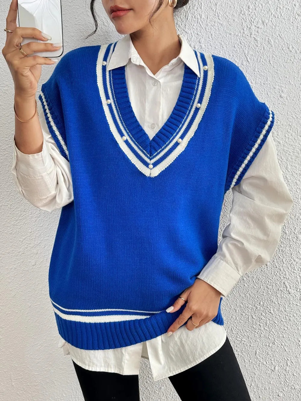 Pearl Trim Contrast V-Neck Sweater Vest in Blue