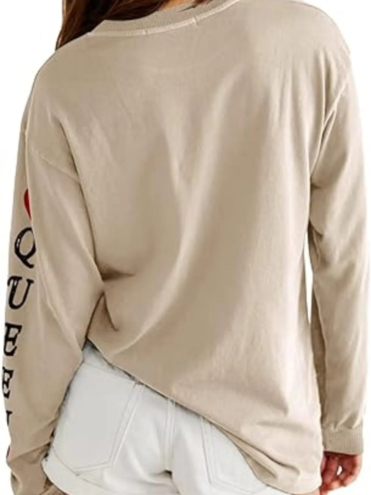 Queen of Hearts Playing Card Graphic Round Neck Sweatshirt - Lilixa.store
