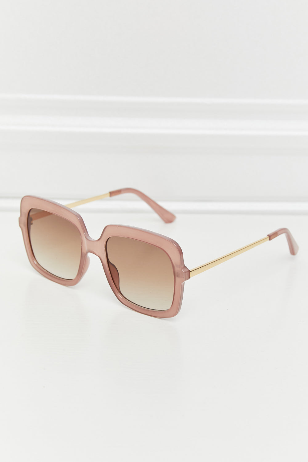 Square Metal-Plastic Hybrid Temple Sunglasses - Lilixa.store