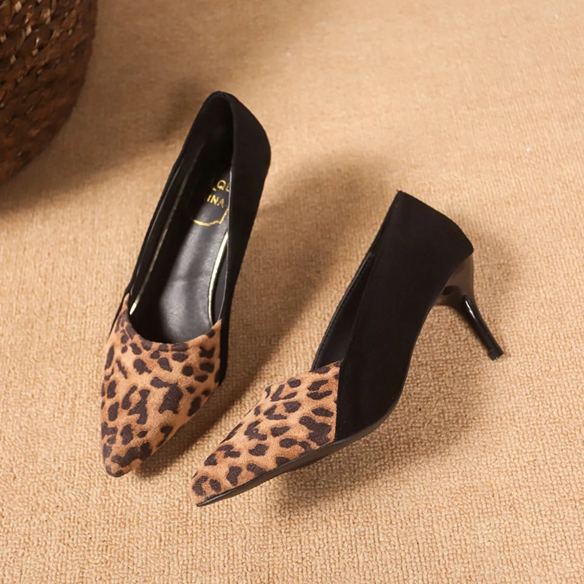 Point Toe Suede Pumps - Lilixa.store