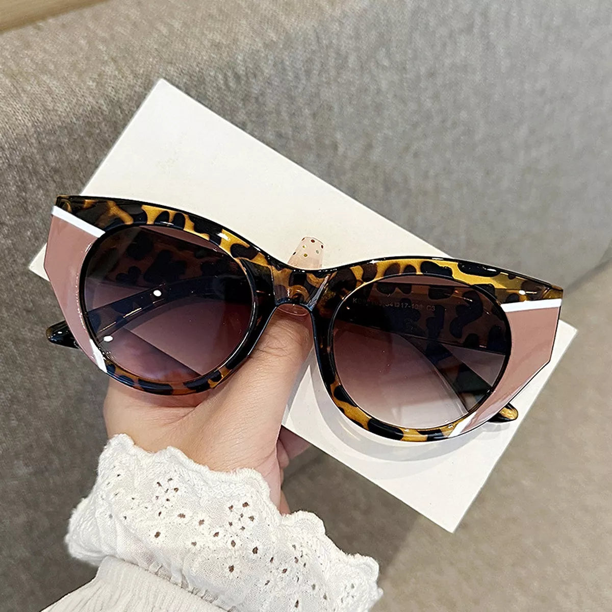 Vintage Cat-Eye Sunglasses - Lilixa.store