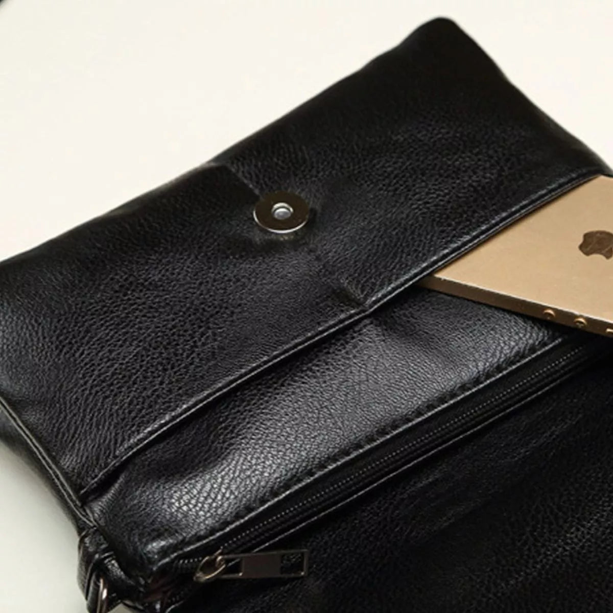 Crocodile Pattern Envelope Crossbody Bag