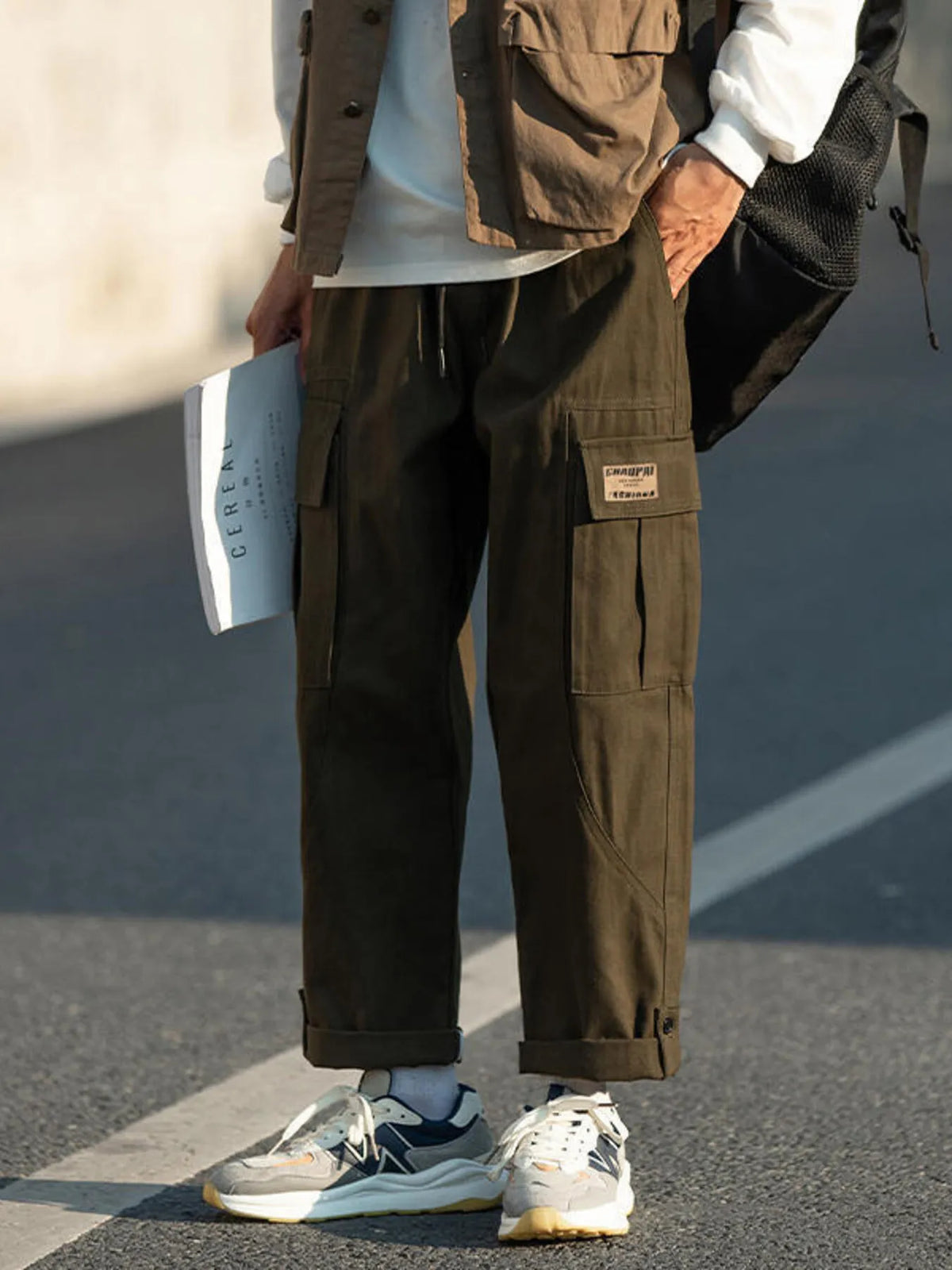 Men's Plus Size Casual Loose Fit Cargo Pants in Army Green