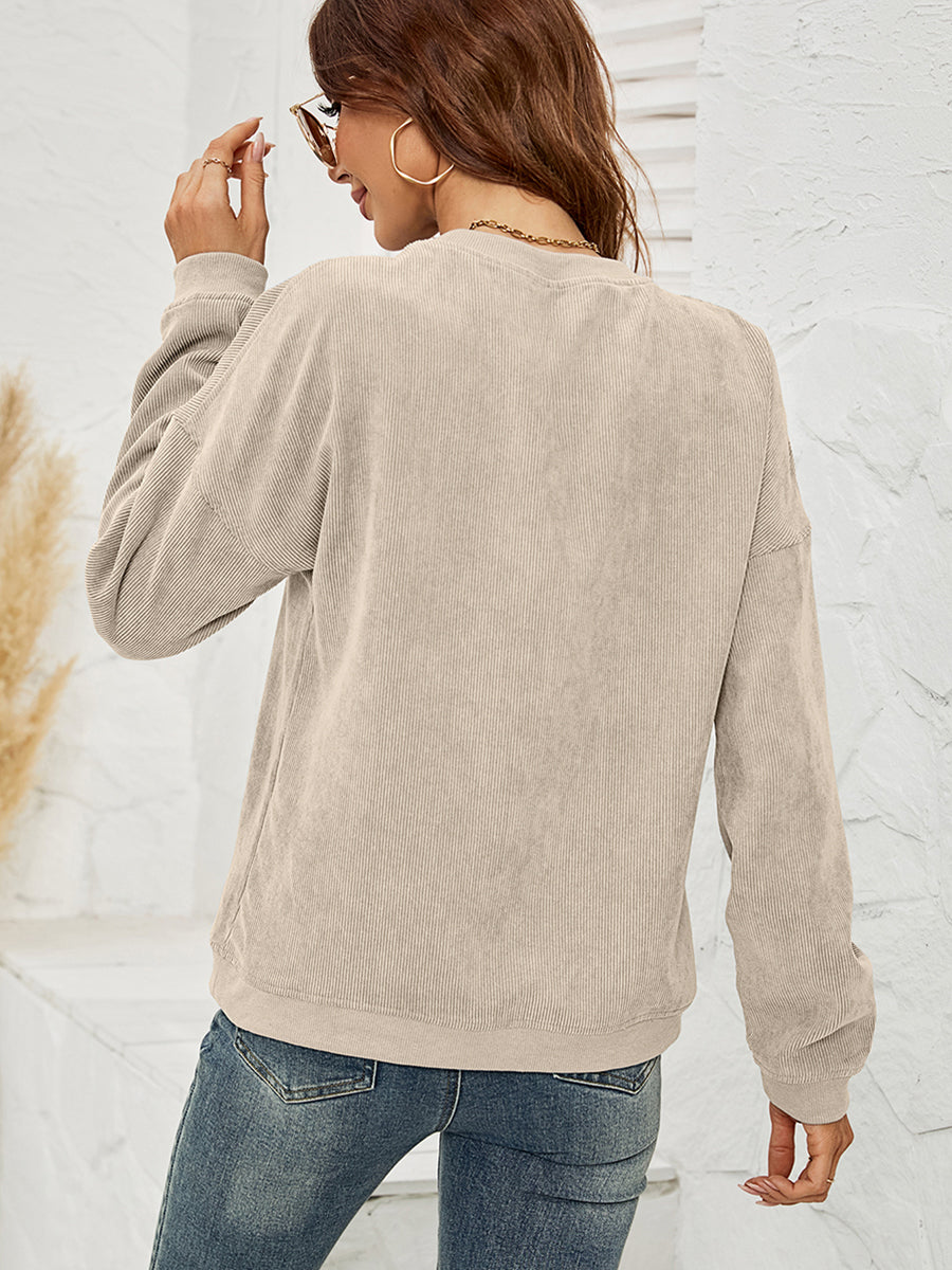 Round Neck Long Sleeve MAMA Graphic Sweatshirt - Lilixa.store