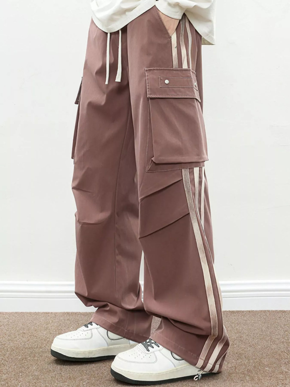 Men's Plus Size Casual Loose Cargo Pants with Side Stripes in Dusty Pink