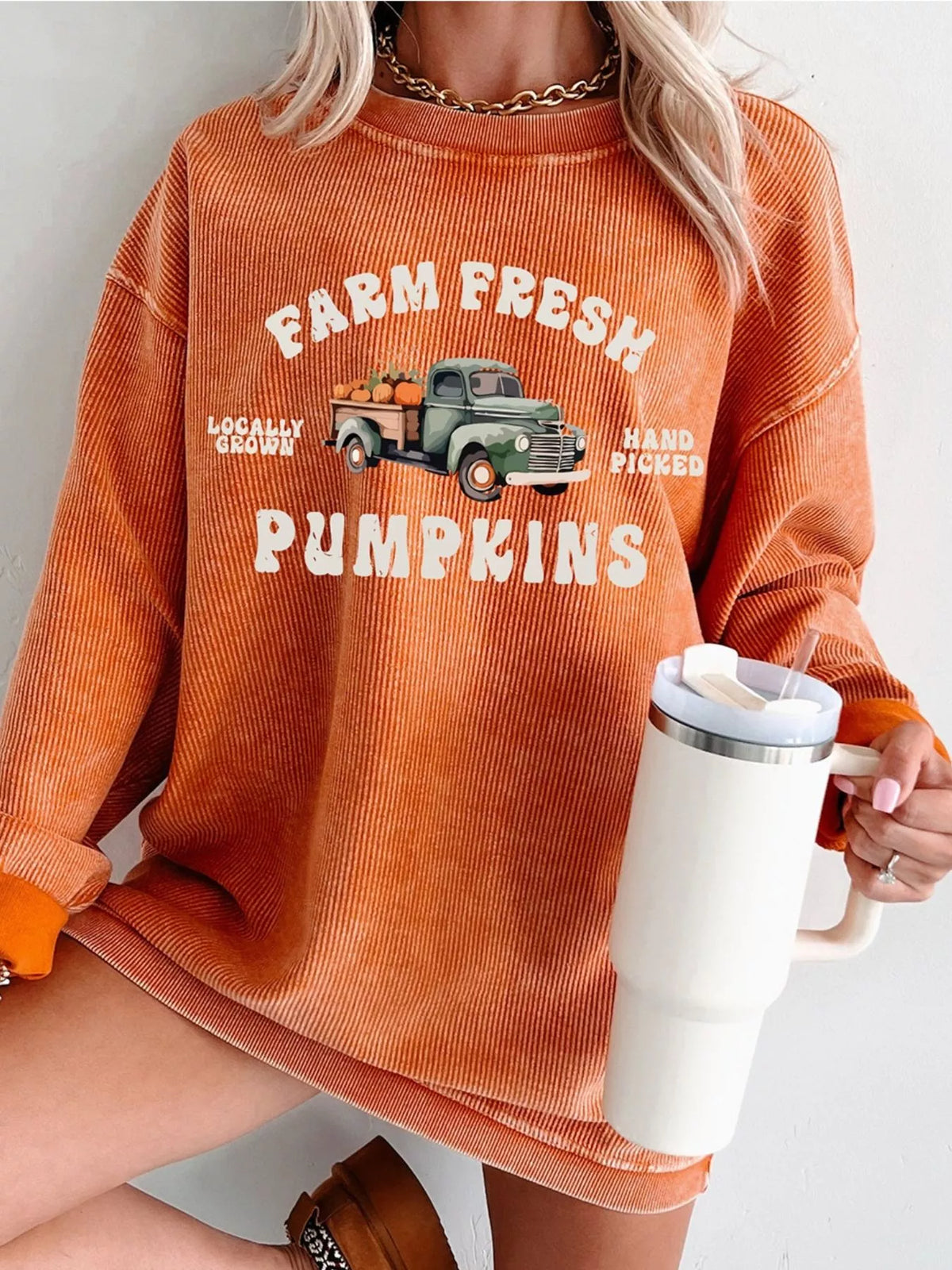 Corded Ribbed Farm Fresh Pumpkins Graphic Sweatshirt - Lilixa.store