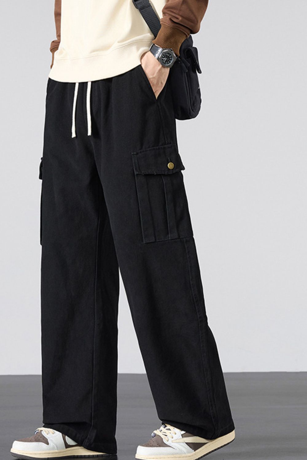 Men's Plus Size Drawstring Loose Fit Cargo Pants in Black