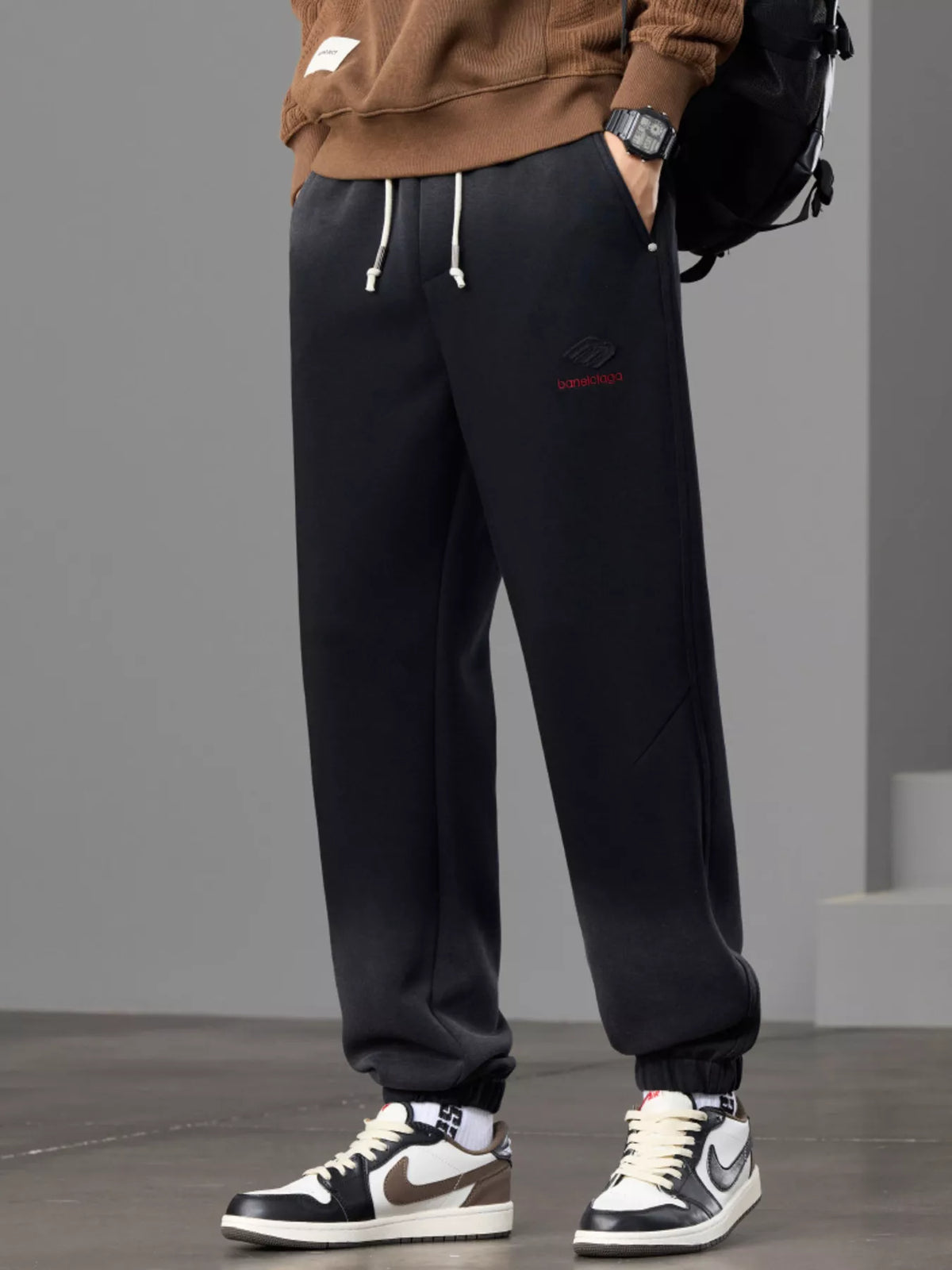 Men's Casual Loose Fit Sweatpants in Black