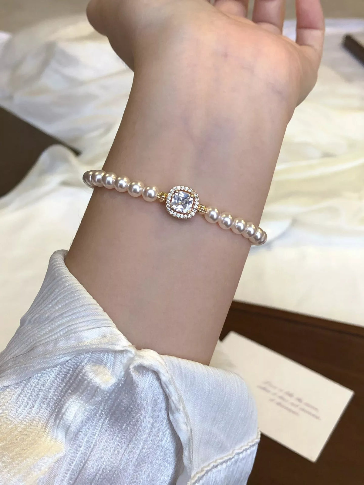 18K Gold-Plated Pearl Bracelet - Lilixa.store