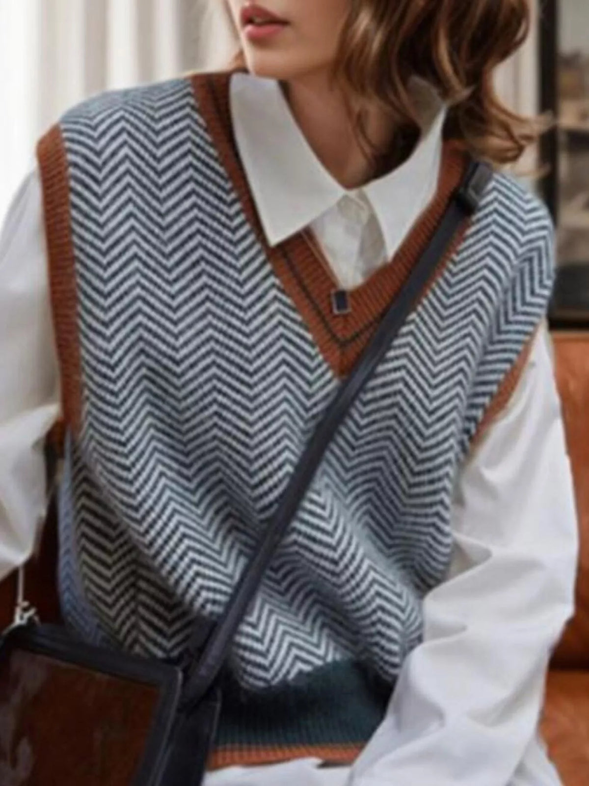 Chevron Pattern V-Neck Knit Sweater Vest - Lilixa.store