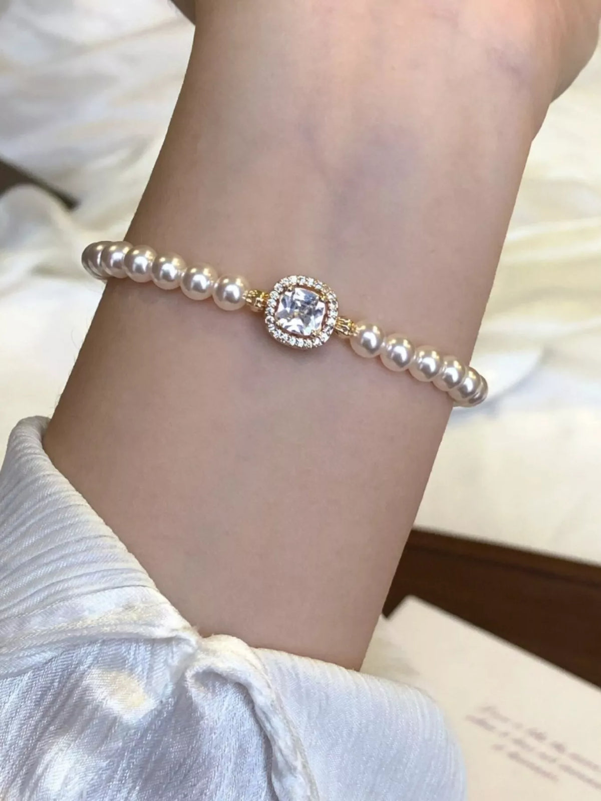 18K Gold-Plated Pearl Bracelet - Lilixa.store