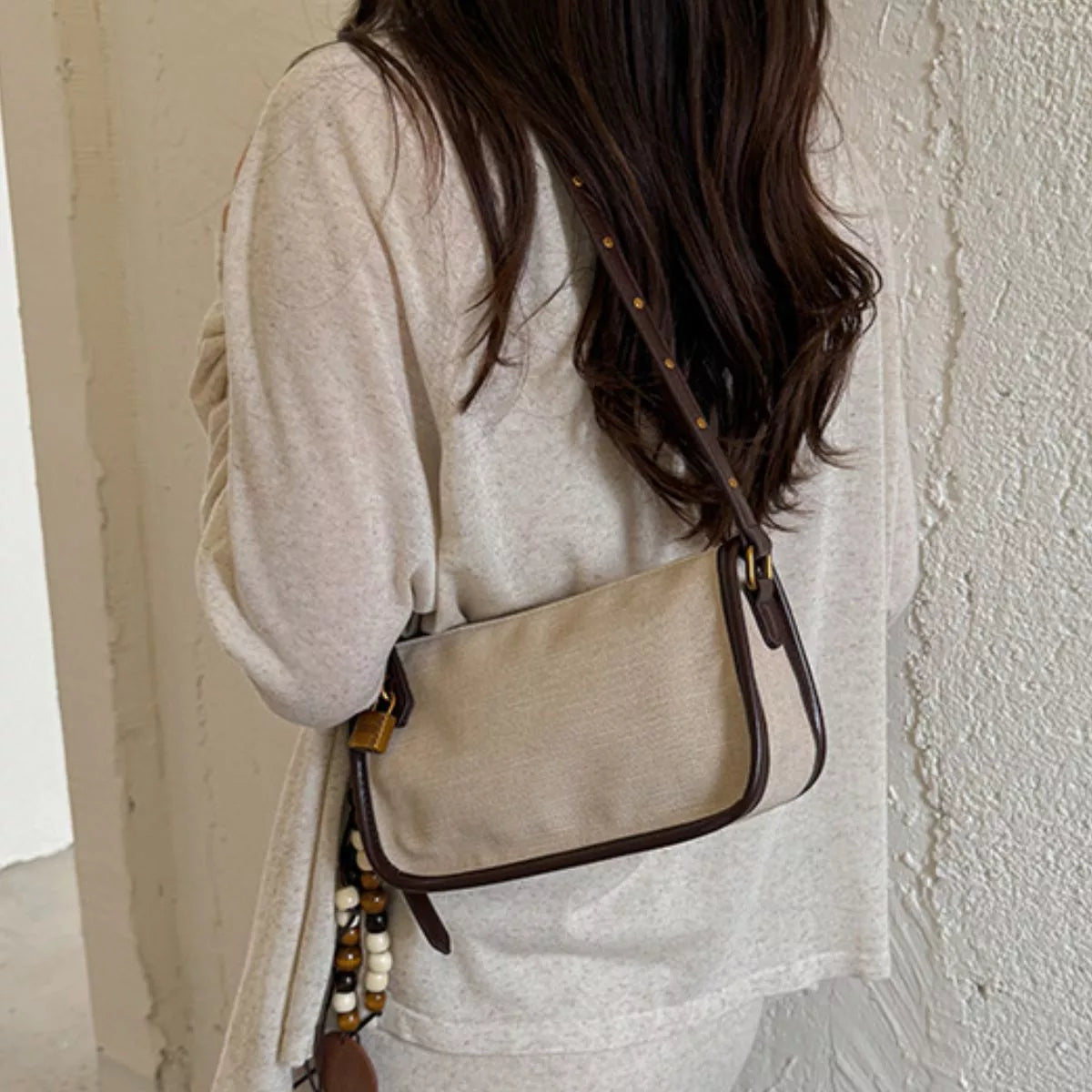 Vintage Lock Detail Shoulder Bag - Lilixa.store