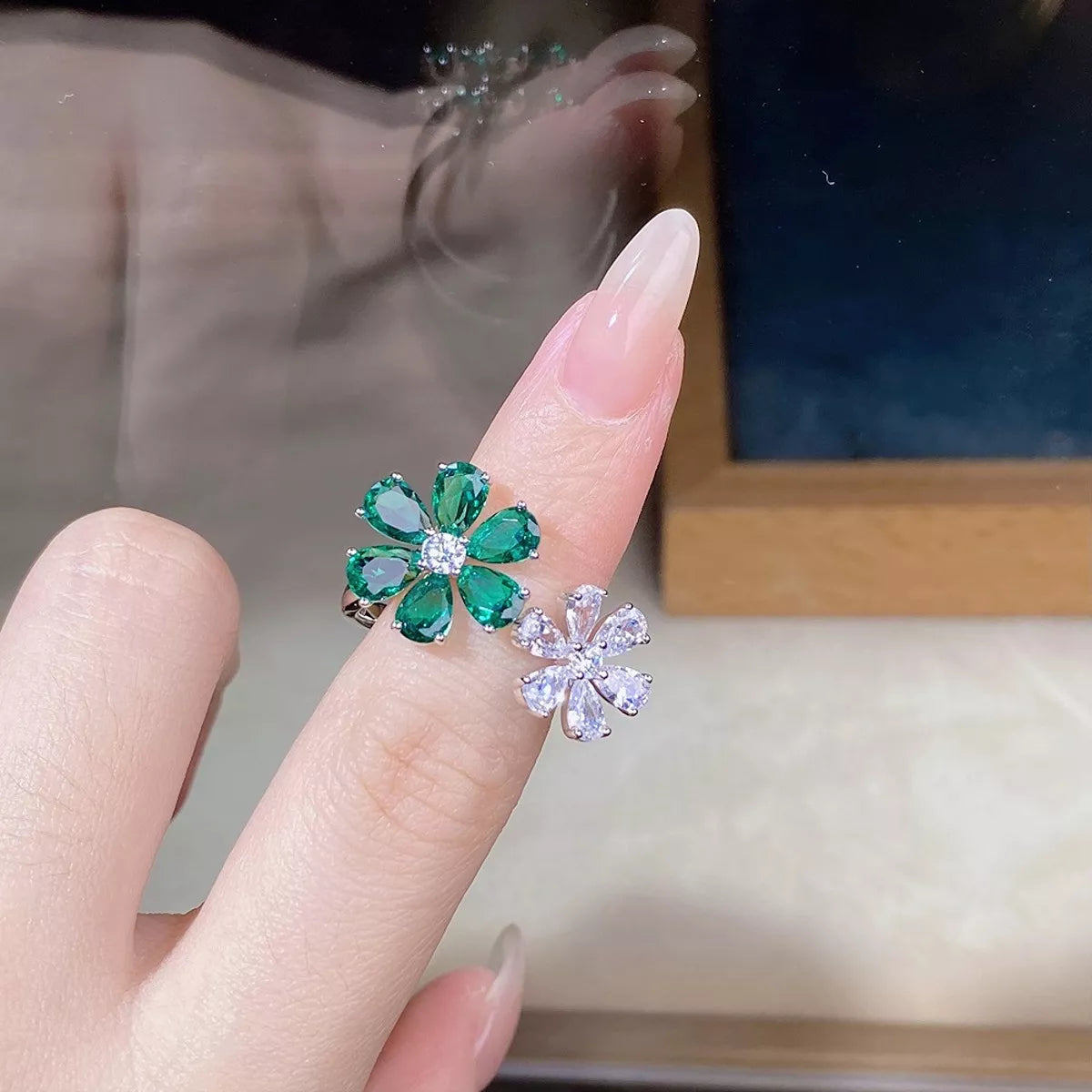 925 Sterling Silver Zircon Flower Ring