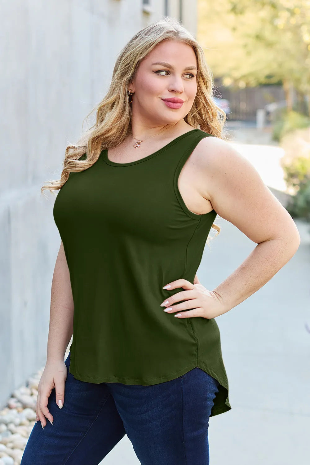 Basic Bae Full Size Round Neck Curved Hem Tank - Lilixa.store