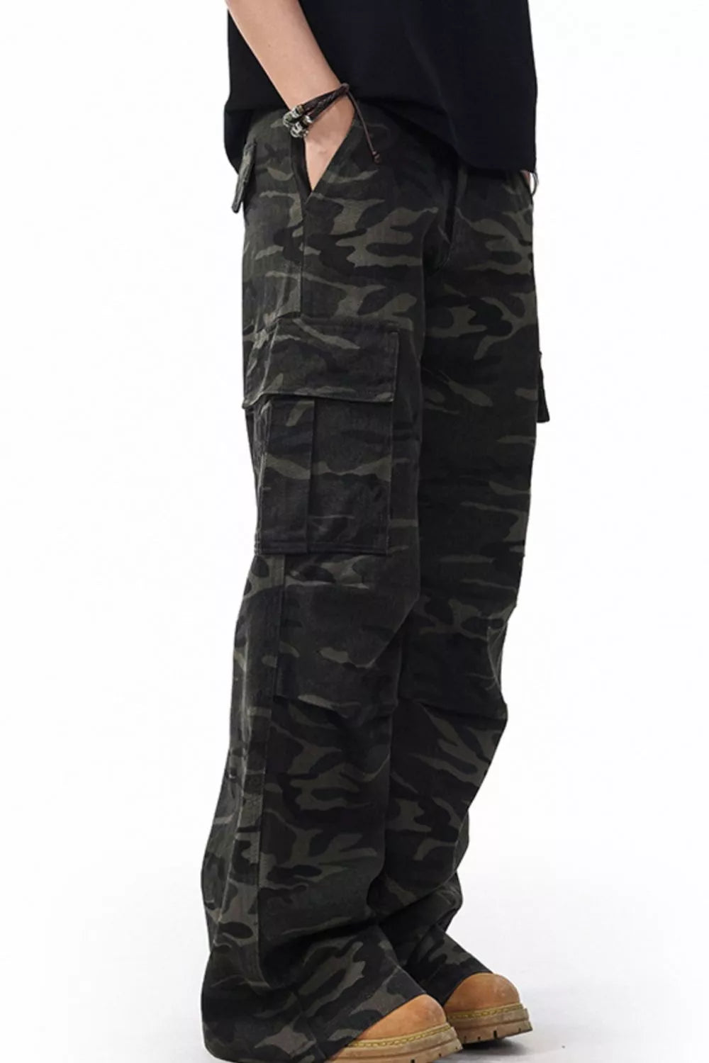 Men' s Relaxed Fit Camo Cargo Pants in Camouflage, view 2