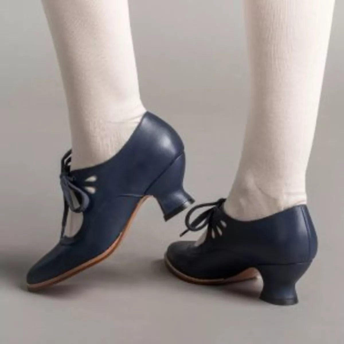 Point Toe Block Heel Shoes - Lilixa.store