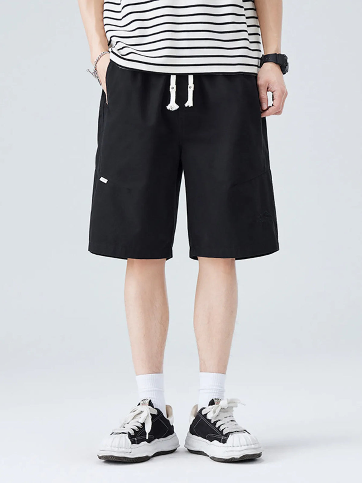 Men's Plus Size Loose Fit Shorts in Black