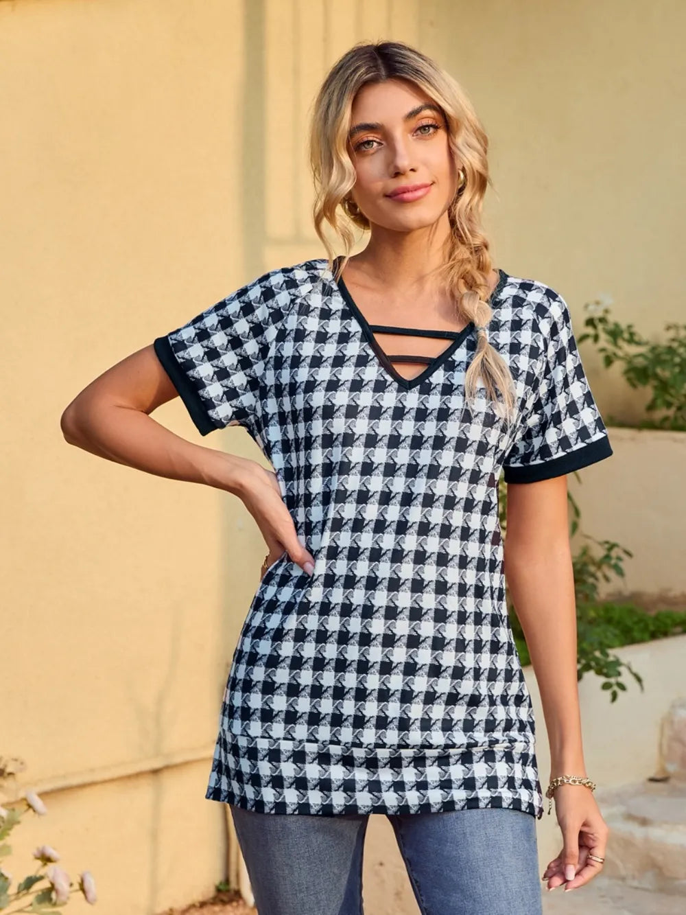 Houndstooth V-Neck Short Sleeve T-Shirt - Lilixa.store