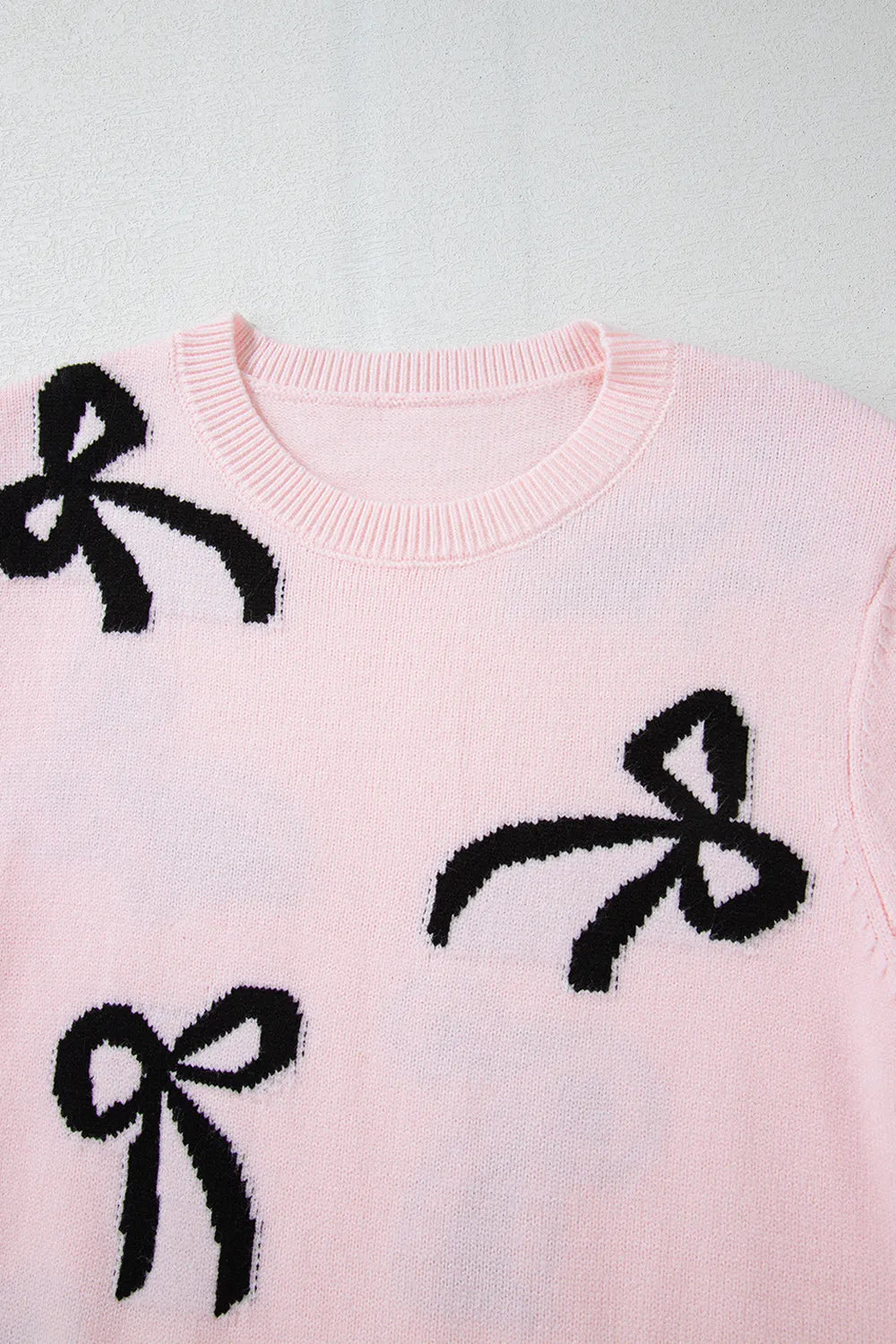 Bow Pattern Round Neck Loose Fit Sweater - Lilixa.store