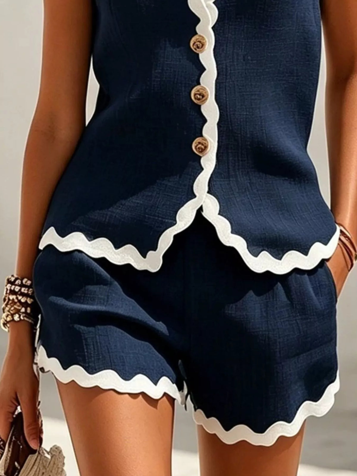 Full Size Contrast Scalloped Trim Sleeveless Top and Shorts Set Plus Size - Lilixa.store