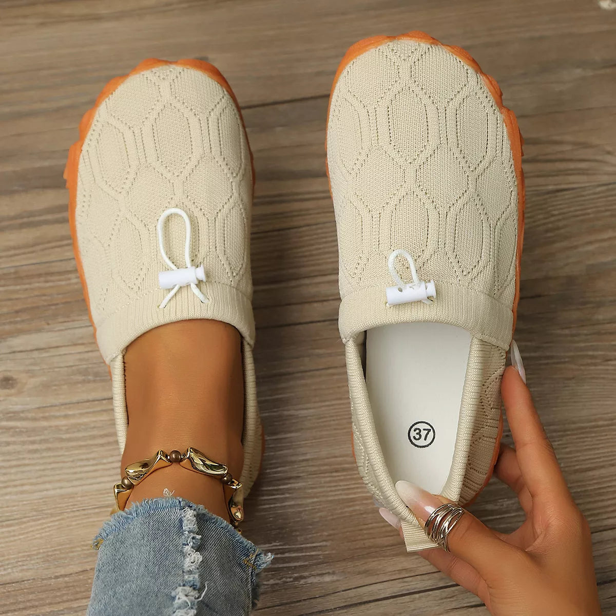 Round Toe Breathable Slip-Ons