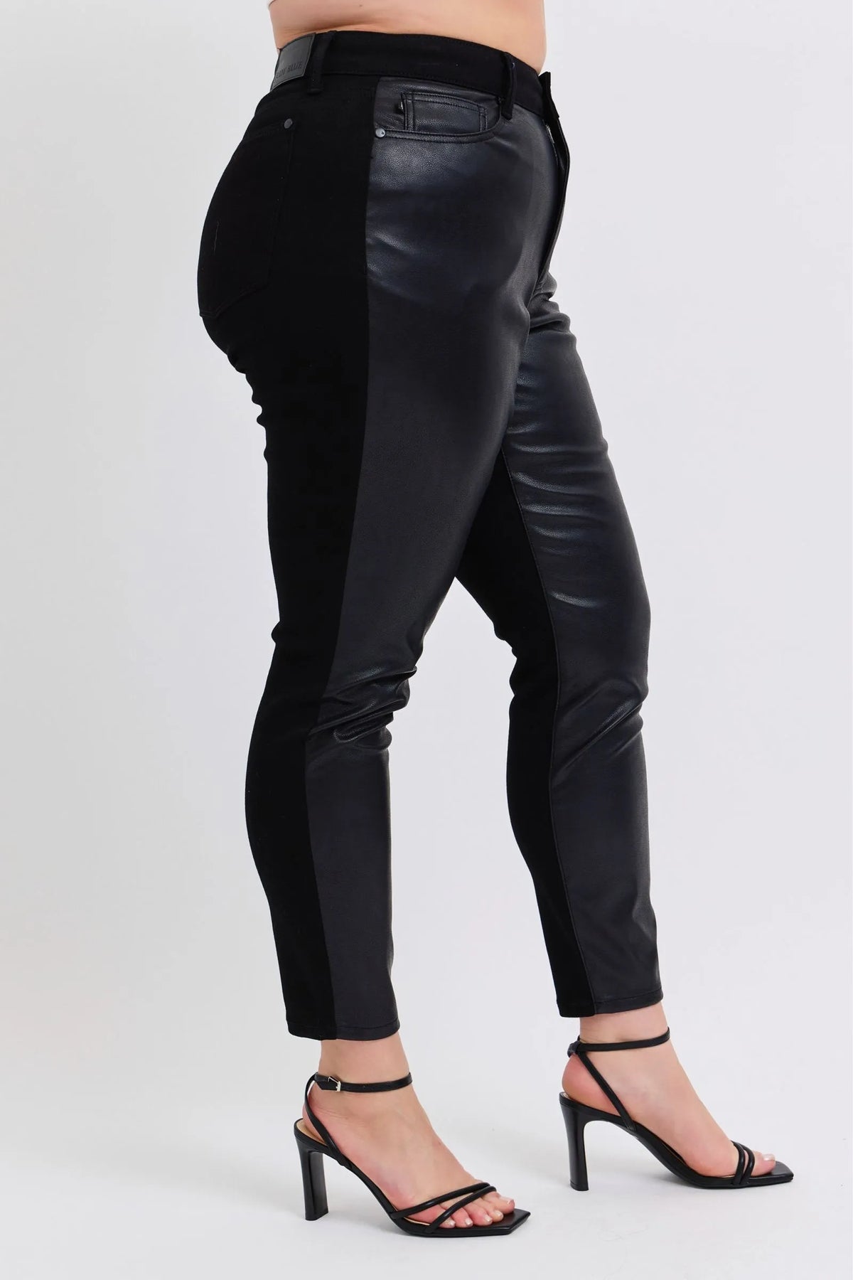 Judy Blue Plus Size HW Faux Leather Skinny Pants - Lilixa.store