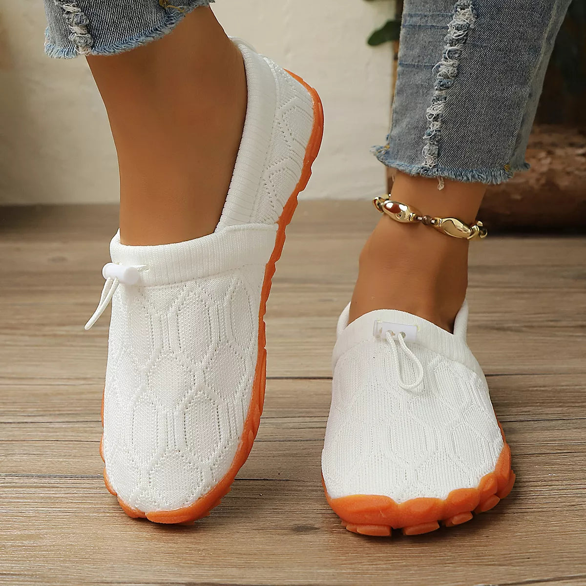 Round Toe Breathable Slip-Ons