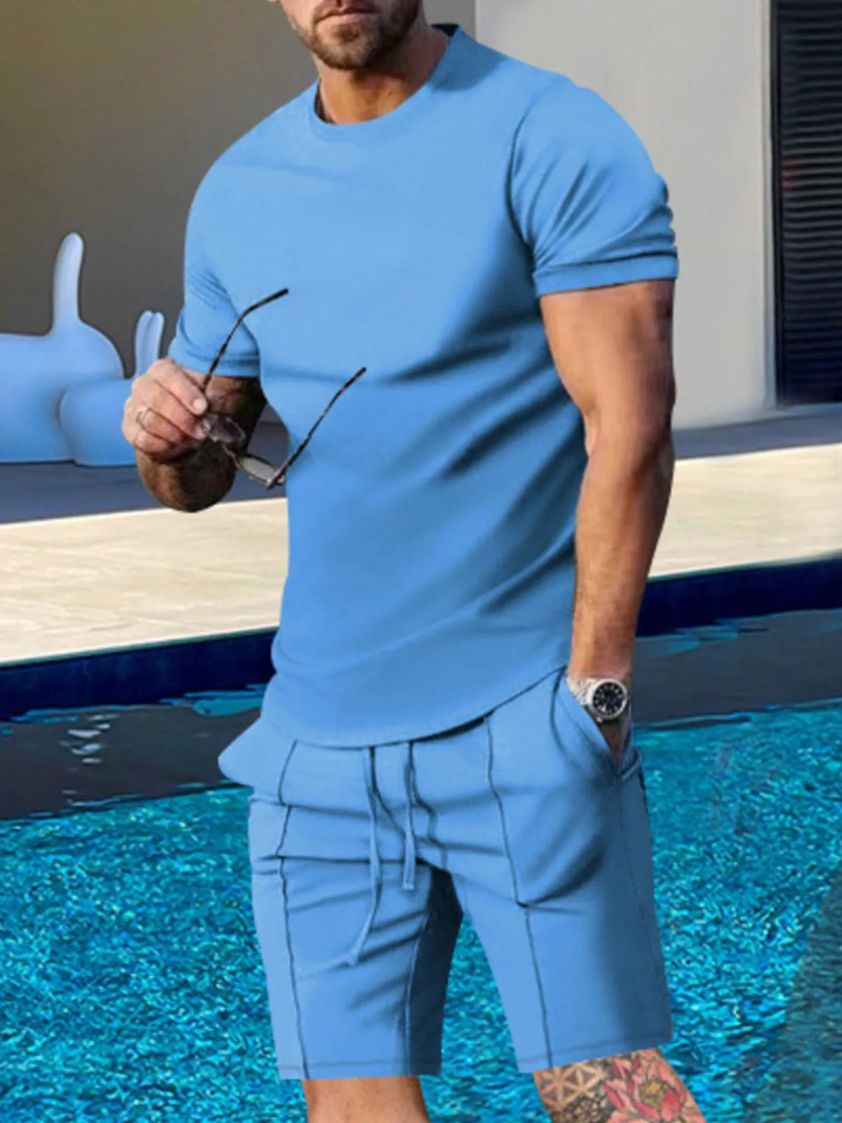Men's Plus Size Round Neck Short Sleeve Top and Shorts Set in Light Blue