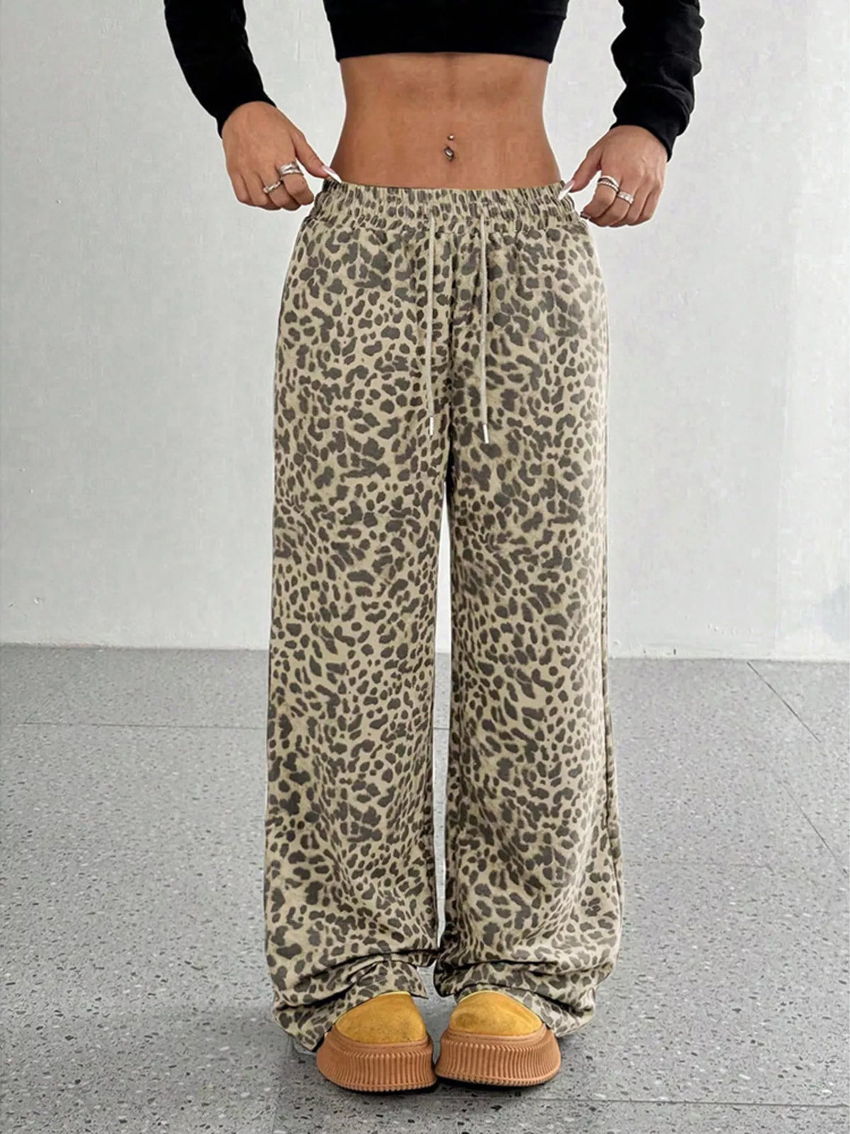 Full Size Leopard Print Wide Leg Pants Plus Size - Lilixa.store