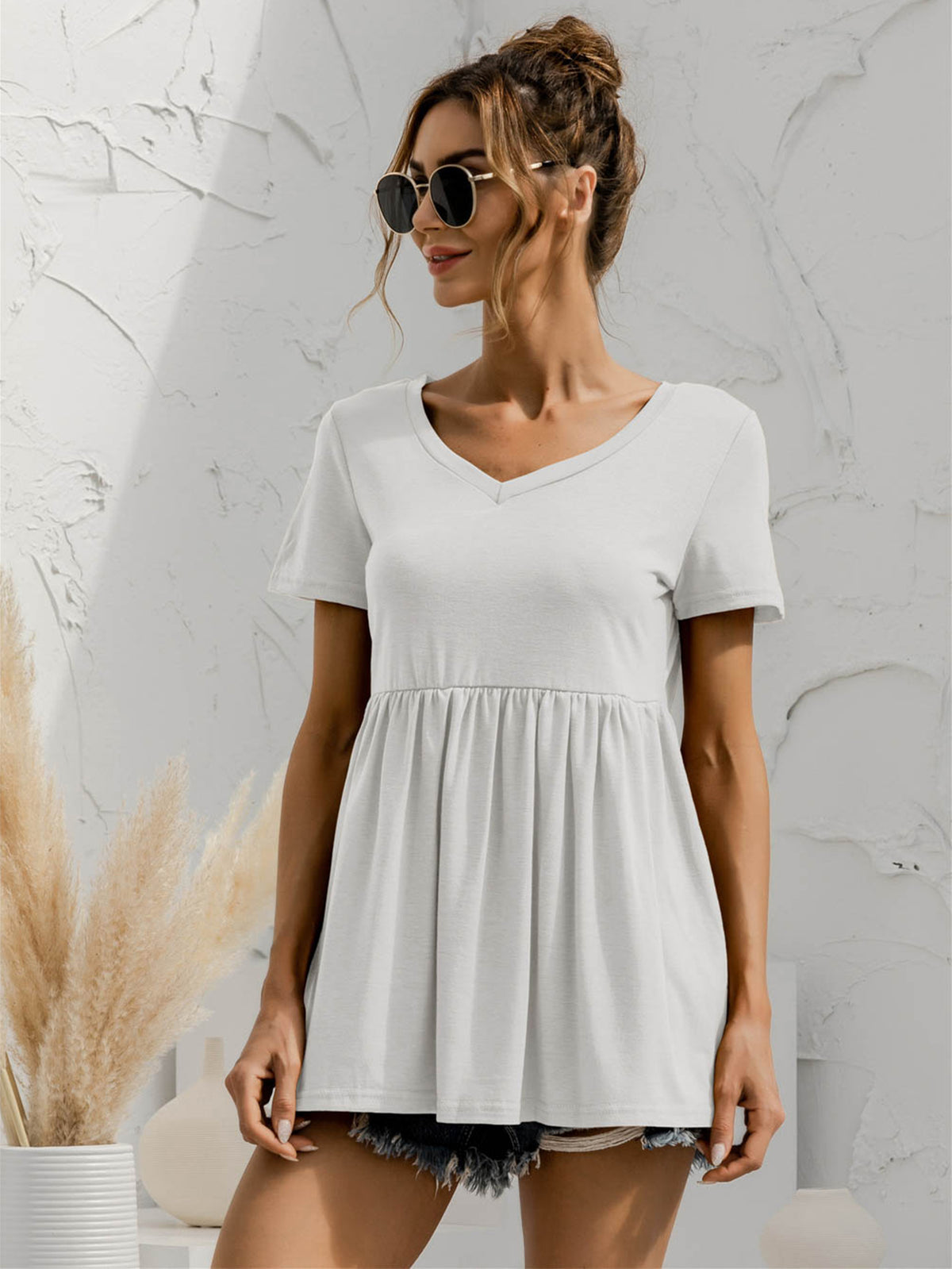 V-Neck Short Sleeve Babydoll Top in White