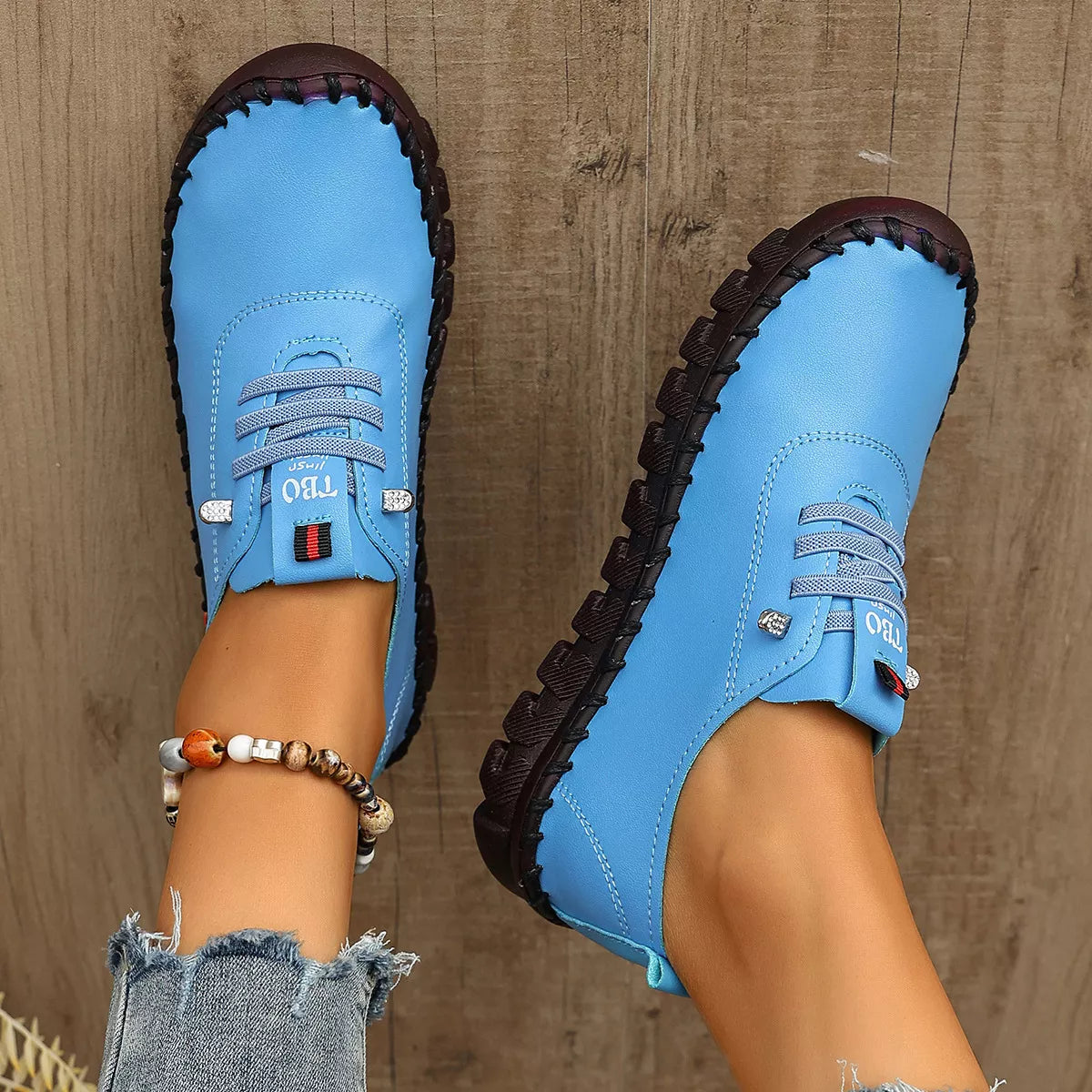 Round Toe Lace Up Sneakers - Lilixa.store