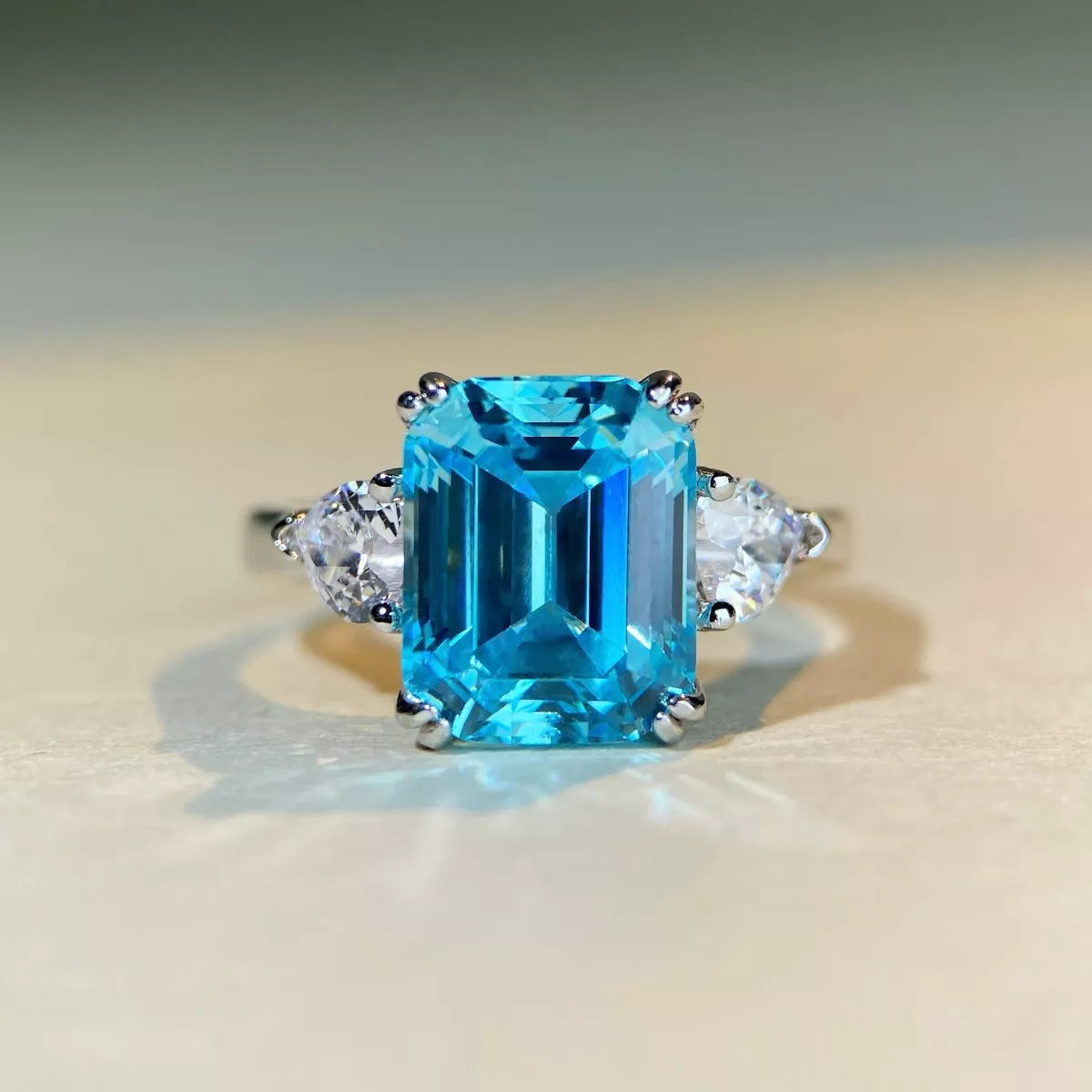 925 Sterling Silver Zircon Geometric Ring - Lilixa.store