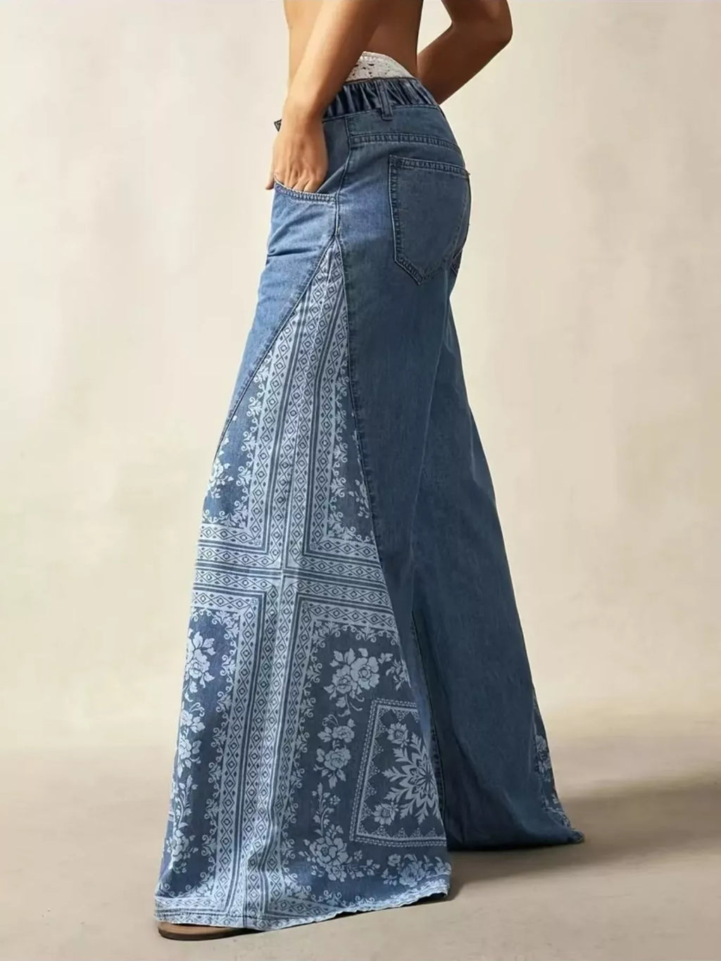 Floral Print Wide-Leg Flare Jeans - Lilixa.store