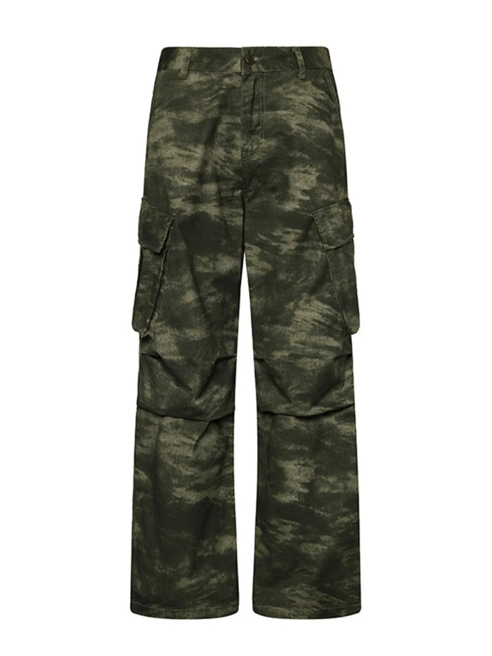 Men's Camouflage Print Cargo Pants in Army Green