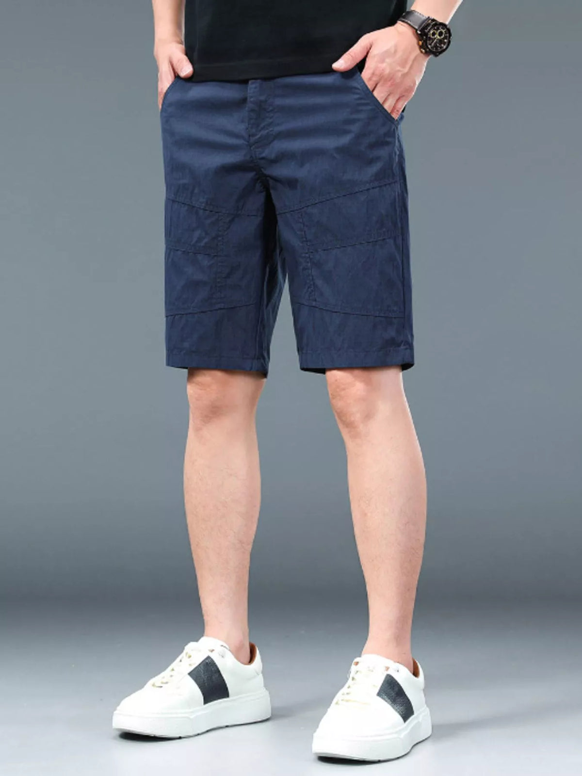 Men's Loose Fit Shorts in Navy