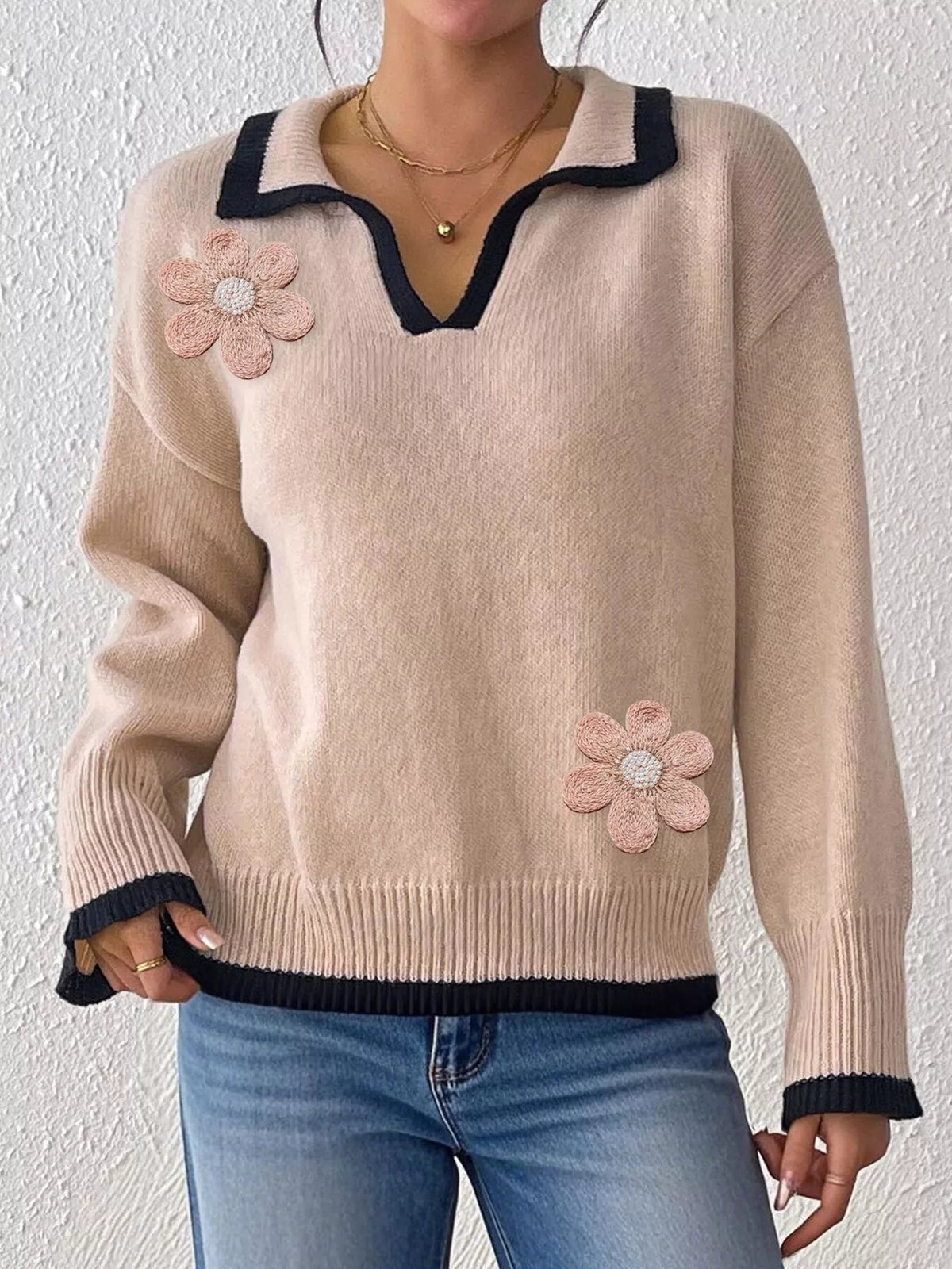 Flower Contrast Trim Dropped Shoulder Sweater