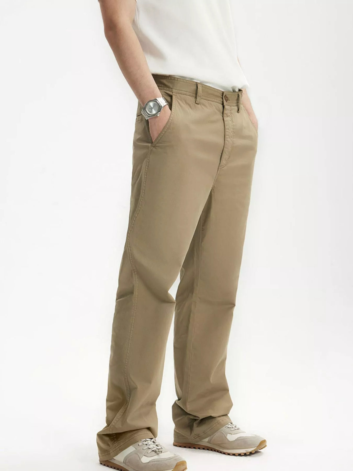 Men's Loose Fit Pants in Khaki