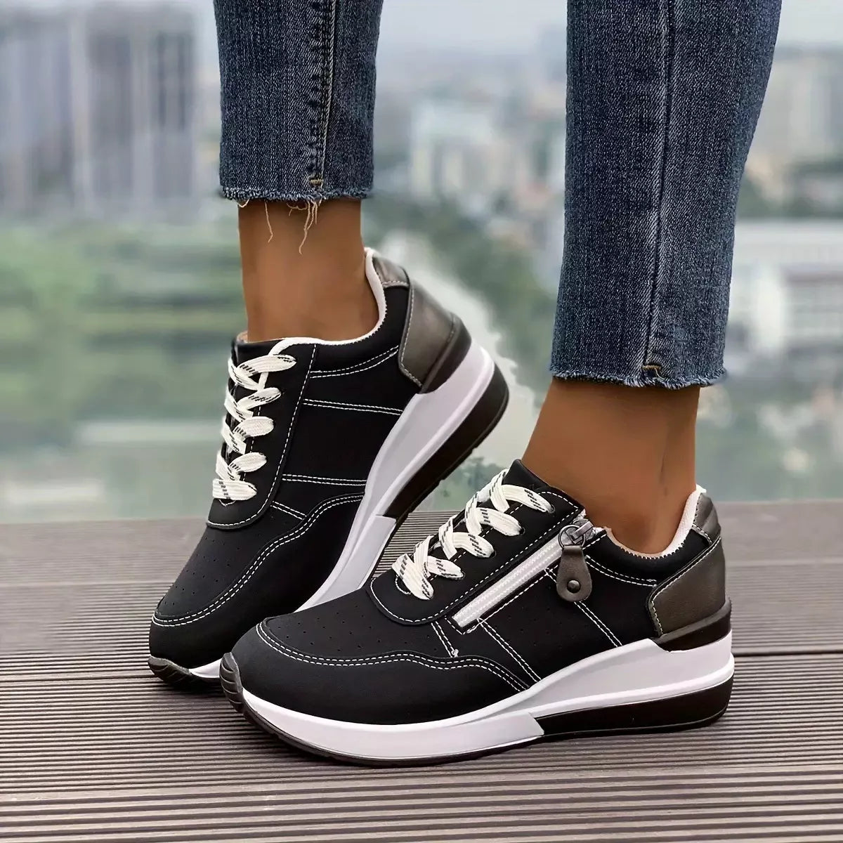 Round Toe Lace Up Sneakers - Lilixa.store