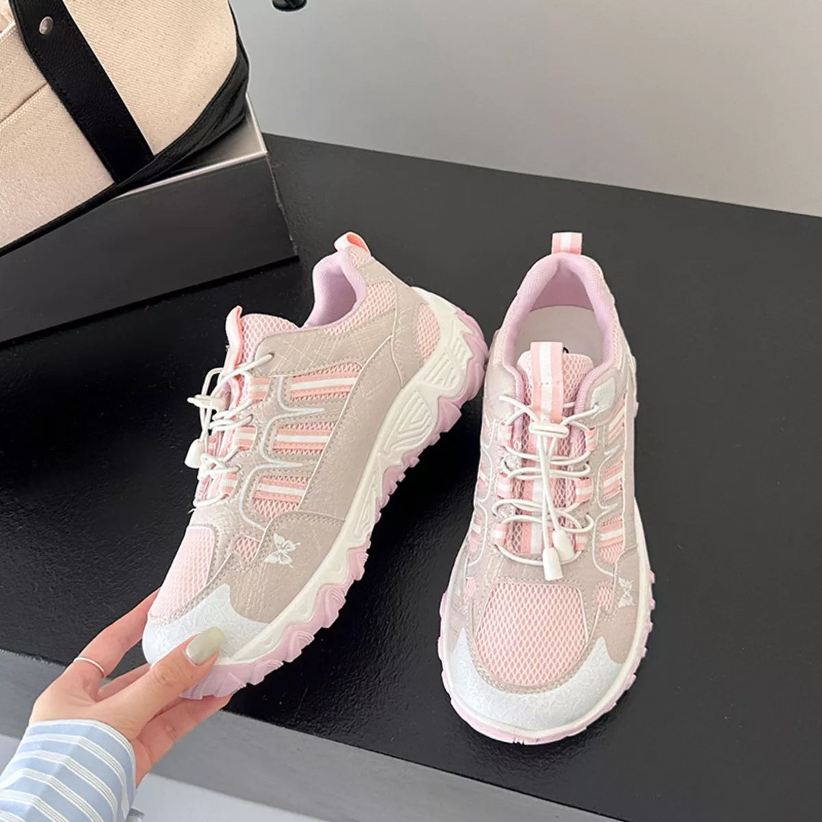 Round Toe Lace Up Sneakers