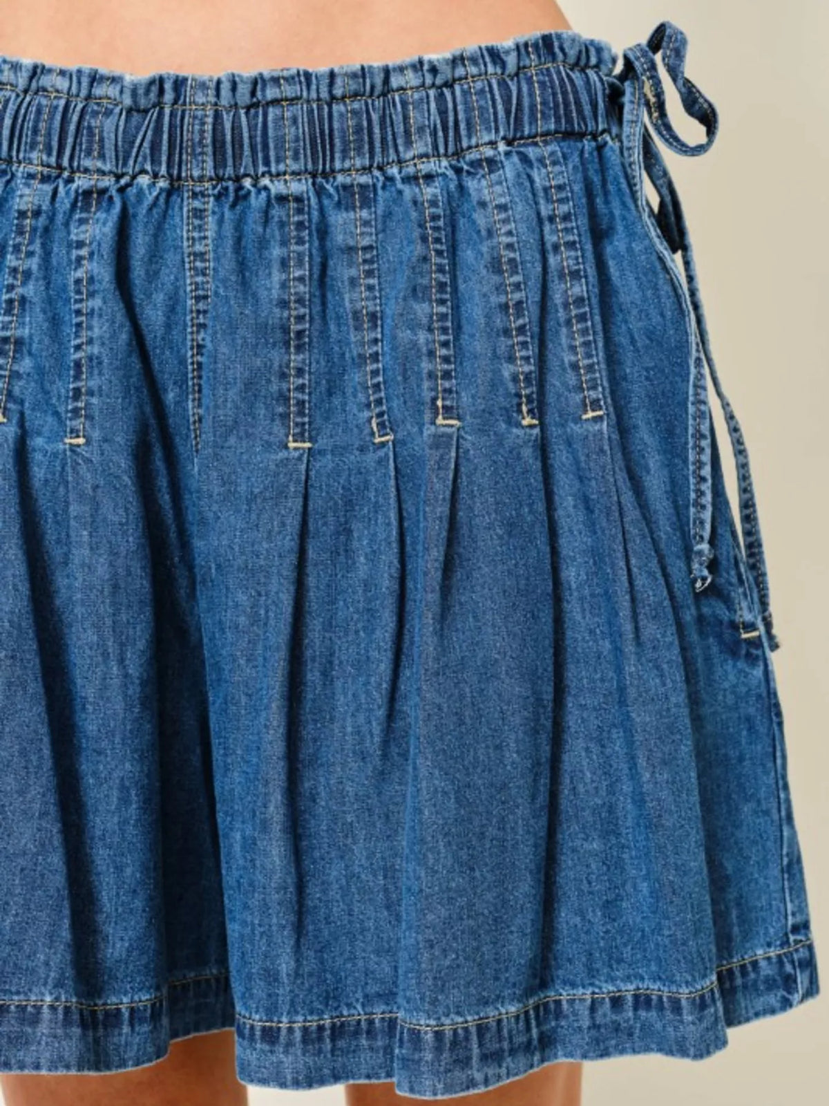 Pleated Elastic Waist Denim Shorts - Lilixa.store