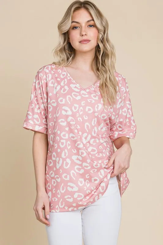 BOMBOM Loose Fit Animal Print Soft Knit Top - Lilixa.store