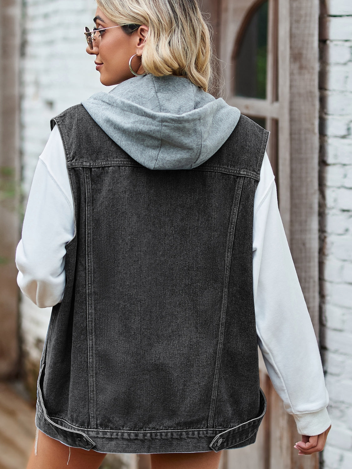 Button Up Sleeveless Denim Jacket with Pockets in Black, view 5