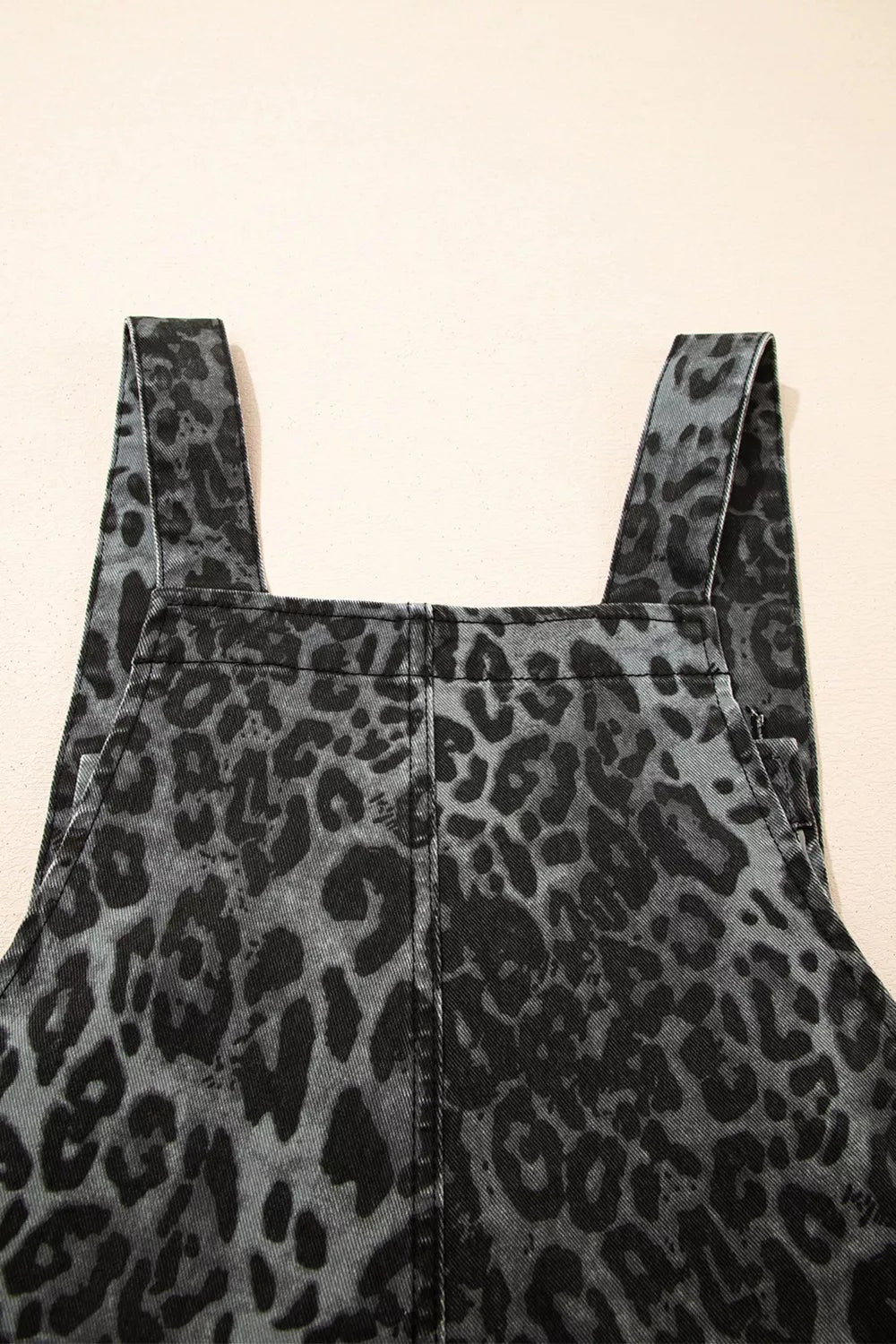 Leopard Print Button Adjustable Straps Cropped Loose Denim Overalls - Lilixa.store