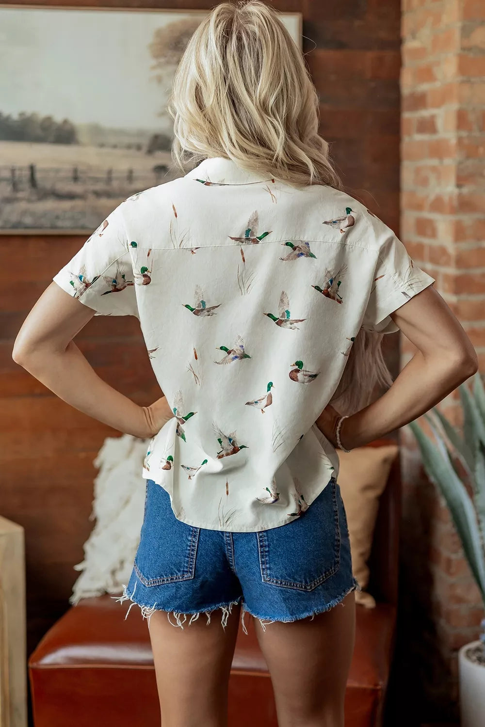 Mallard Printed Button Flap Pocket Short Sleeve Shirt in White, view 3
