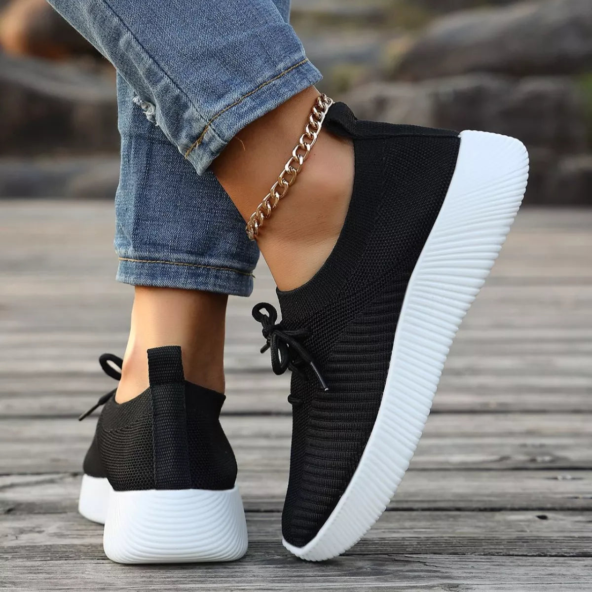 Round Toe Lace Up Sneakers - Lilixa.store