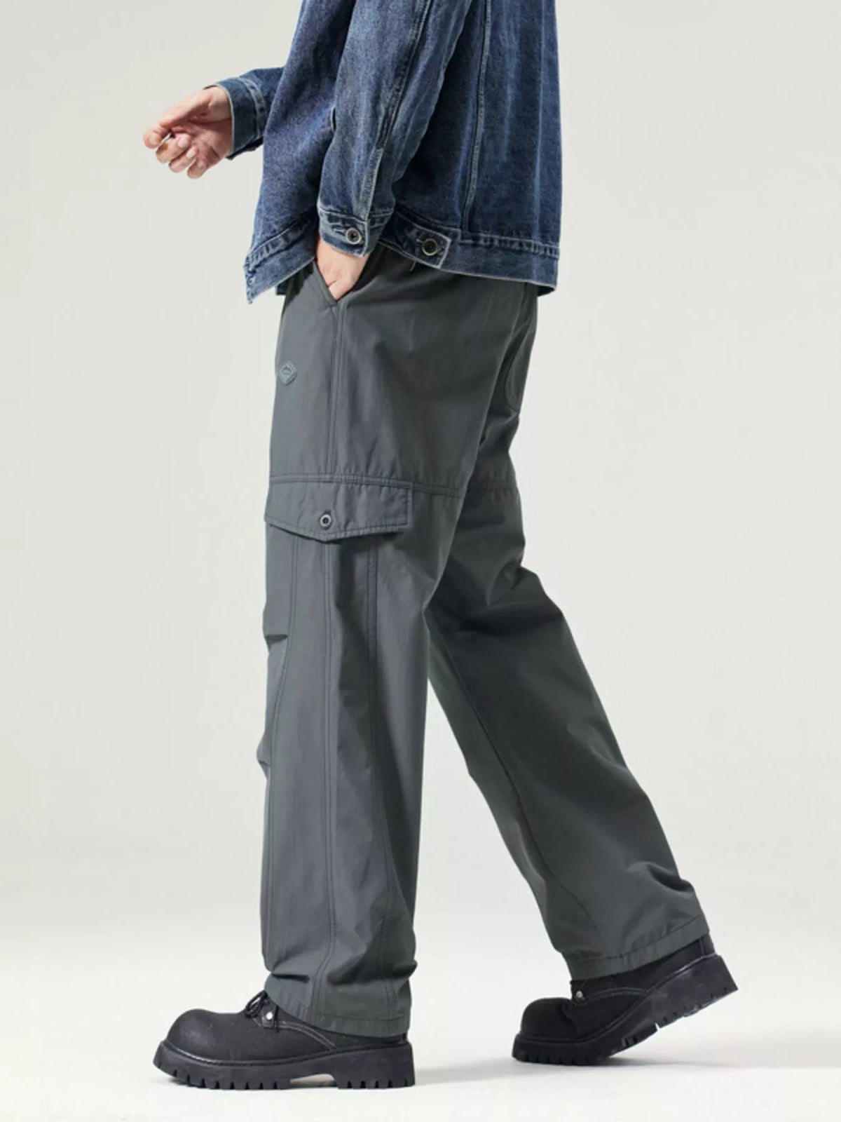 Men's Full Size Wide Leg Cargo Pants Plus Size, view 4