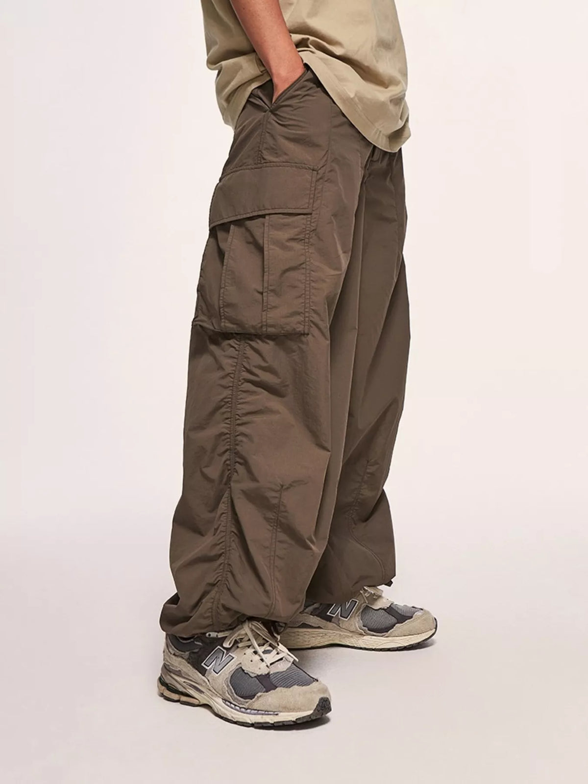 Men's Wide Leg Cargo Pants