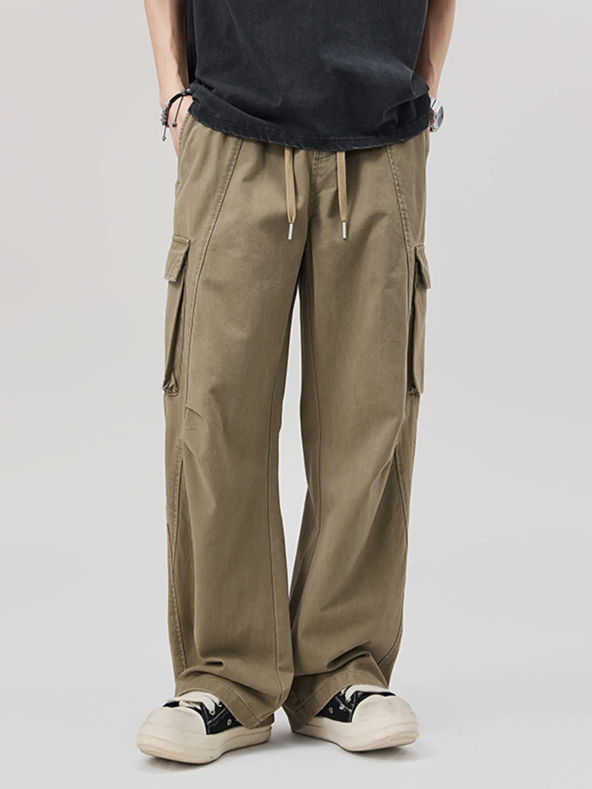 Men's Relaxed Fit Cargo Pants with Drawstring in Khaki