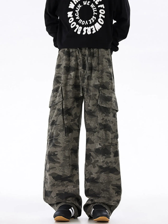 Men's Plus Size Camouflage Wide Leg Pants in Green Camouflage