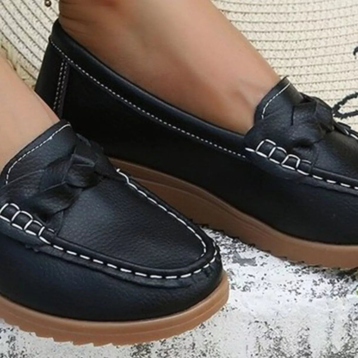 Round Toe Flats Slip-Ons - Lilixa.store